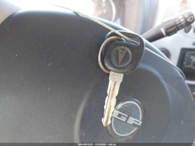 Pontiac Grand Prix Gt1 Image 9