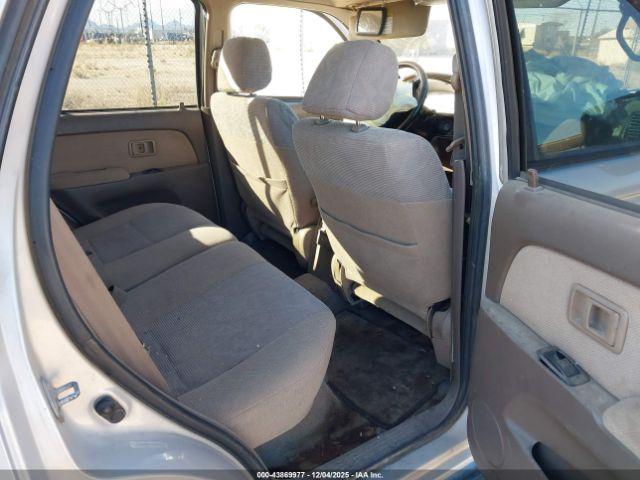 Toyota 4Runner Sr5 V6 Image 8