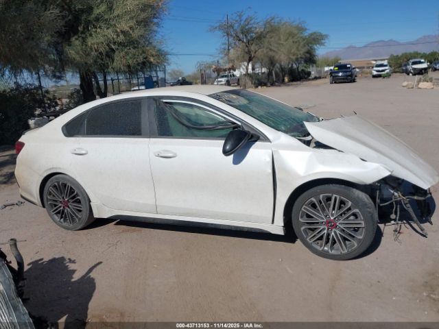 Kia Forte Gt Image 14