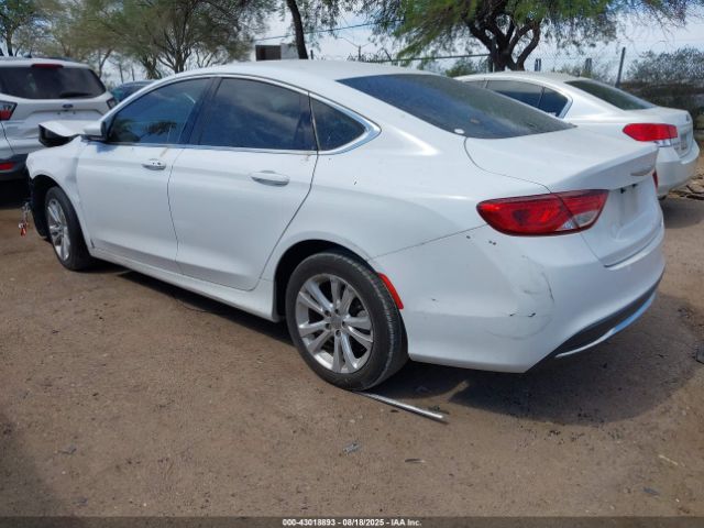Chrysler 200 Limited Image 10