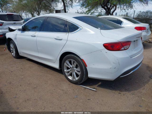 Chrysler 200 Limited Image 10