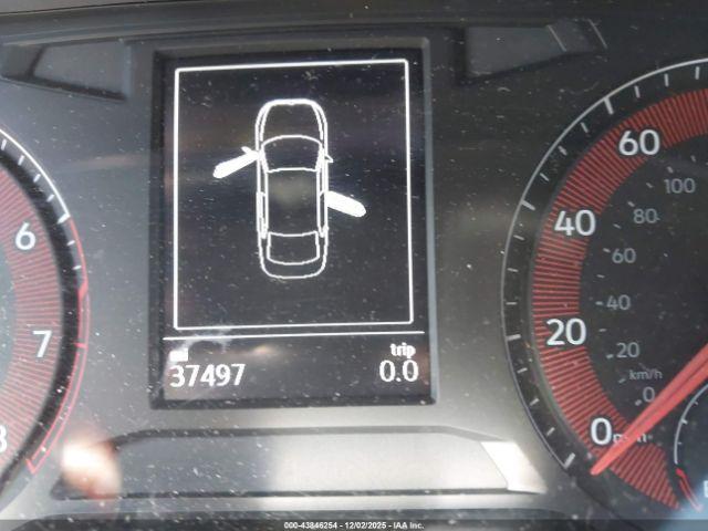 Volkswagen Jetta Image 14