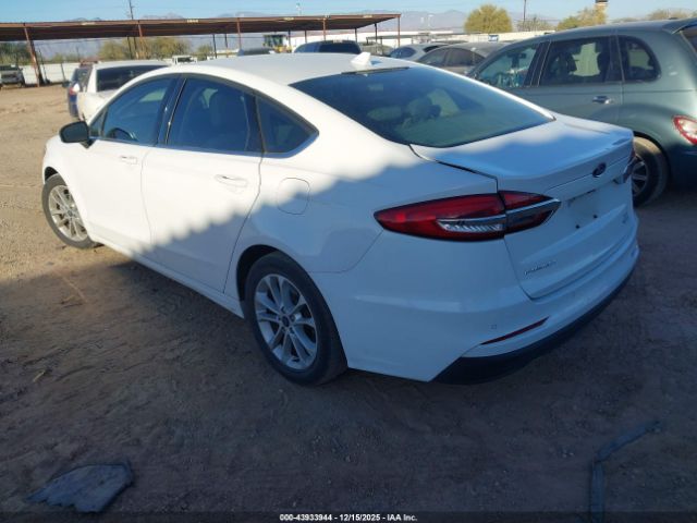 Ford Fusion Se Image 2