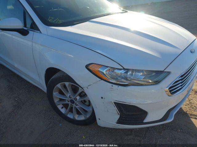Ford Fusion Se Image 6