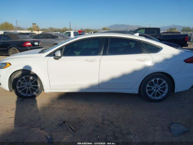 Ford Fusion Se Image 13
