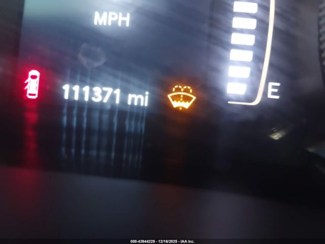 Jeep Cherokee Latitude Plus 4x4 Image 16