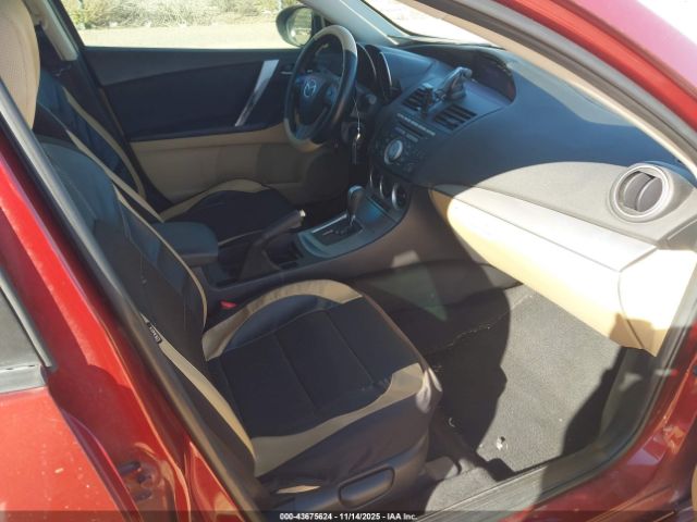 Mazda Mazda3 S Sport Image 2