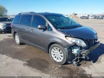  Salvage Toyota Sienna