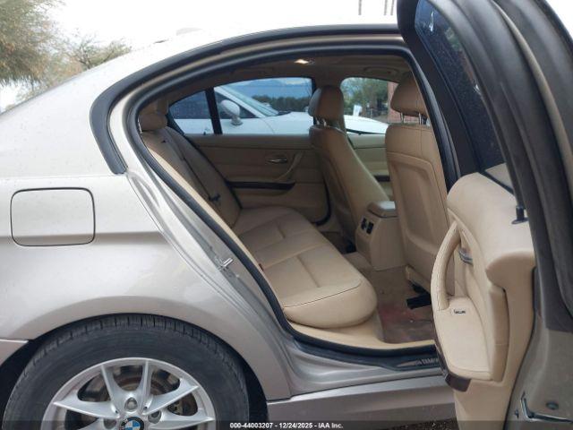 BMW 3 Series Image 8