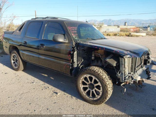  Salvage Chevrolet Avalanche 1500