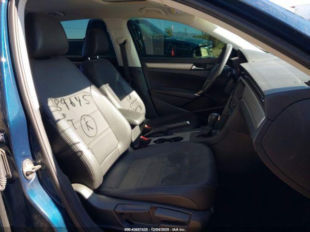 Volkswagen Passat 2.0t Se Image 2