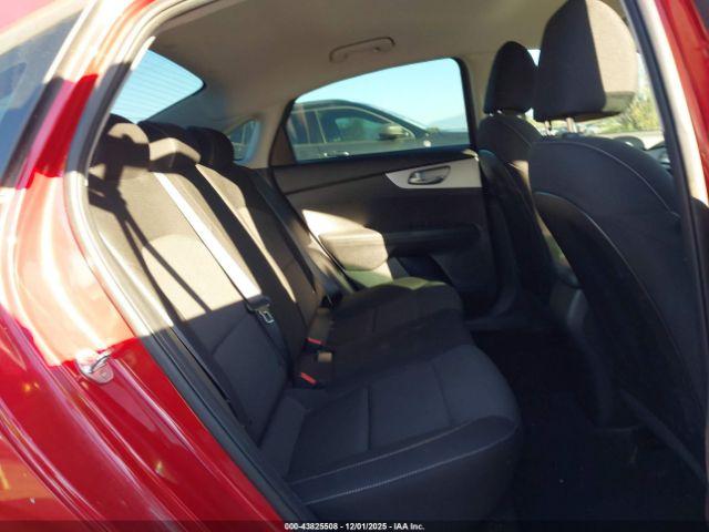 Kia Forte Lxs Image 13