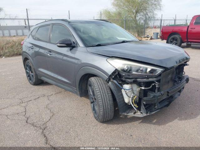  Salvage Hyundai TUCSON