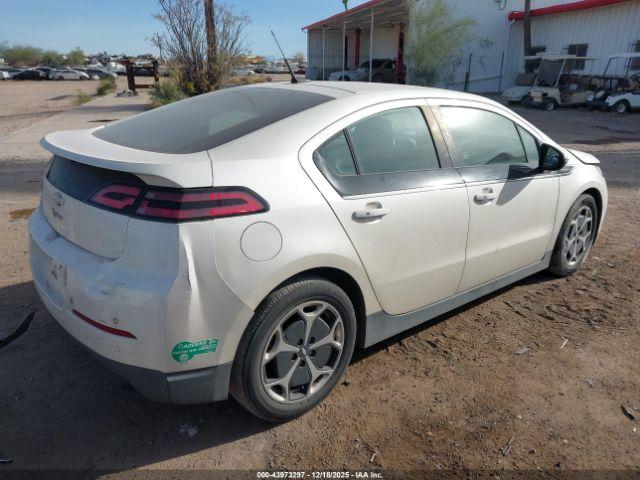 Chevrolet Volt Image 6