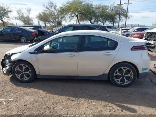 Chevrolet Volt Image 15
