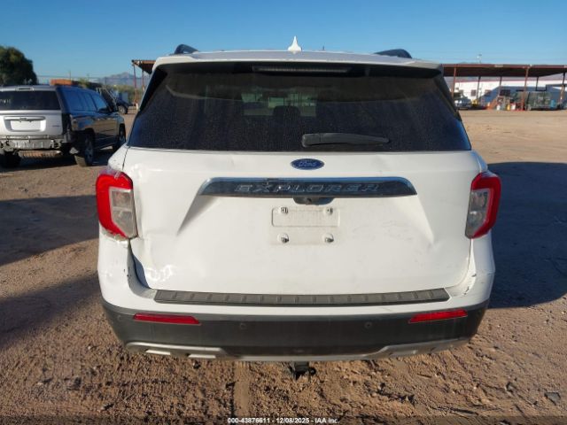 Ford Explorer Xlt Image 16
