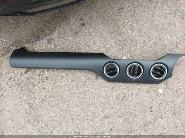 Ford Mustang V6 Image 9