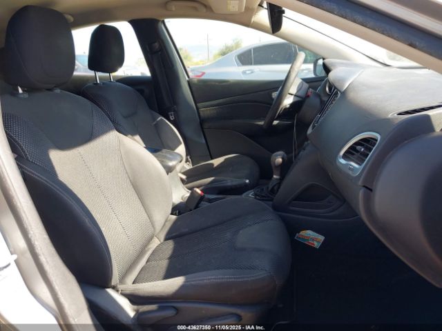 Dodge Dart Sxt Image 2