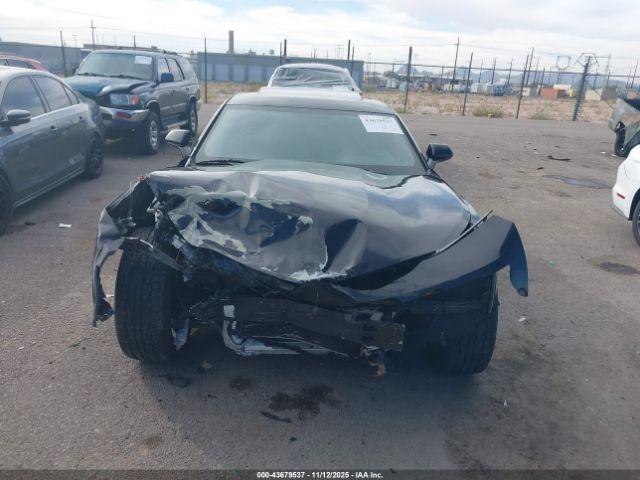 Chevrolet Camaro 1lt Image 11