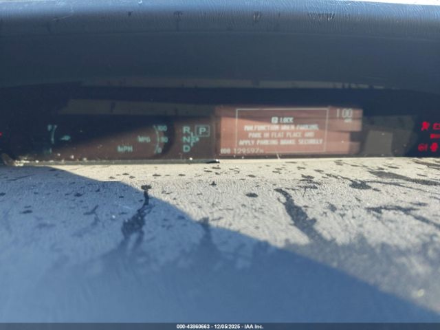 Toyota Prius Two Image 9