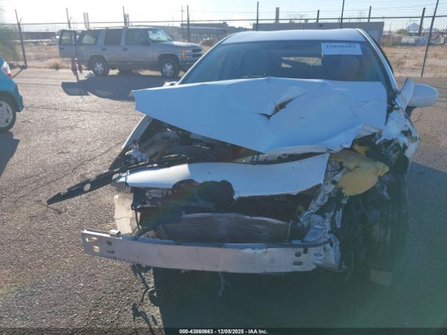 Toyota Prius Two Image 10