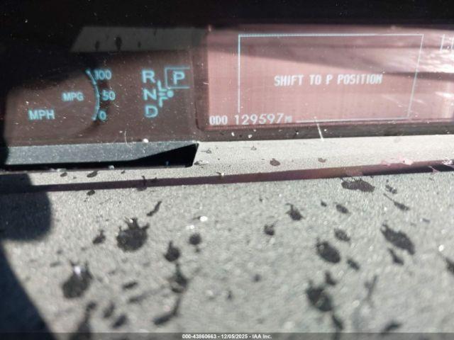 Toyota Prius Two Image 8