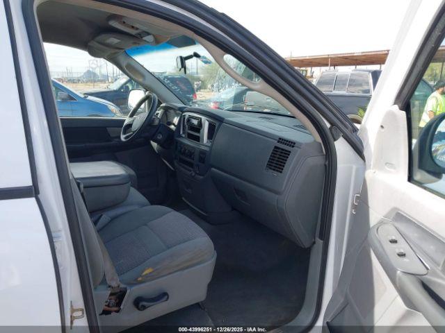 Dodge Ram 1500 Slt Image 9