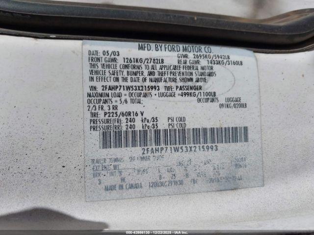 Ford Crown Victoria Police Image 16