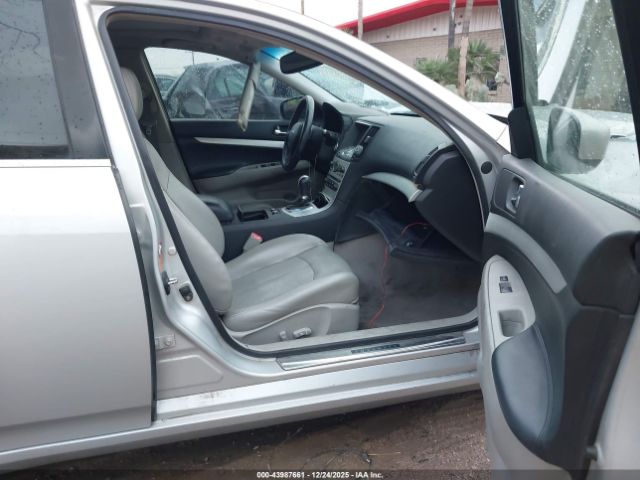 INFINITI G37 Journey Image 3