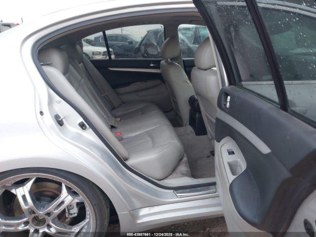 INFINITI G37 Journey Image 8