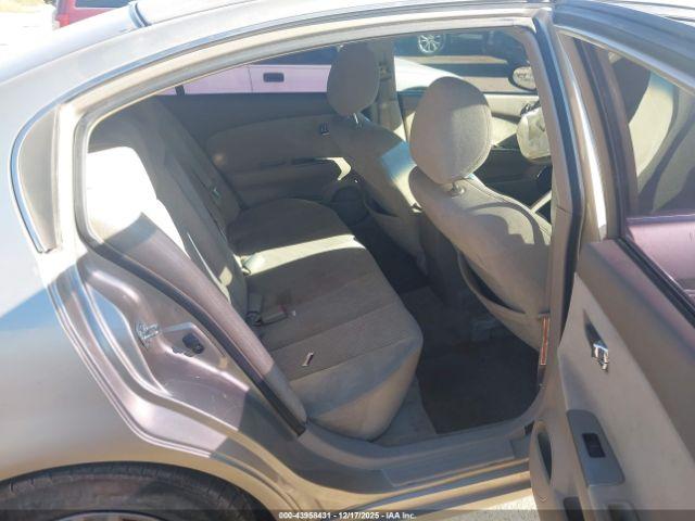 Nissan Altima 2.5 S Image 9