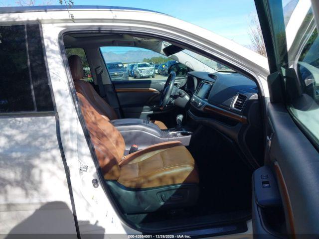 Toyota Highlander Limited Image 15