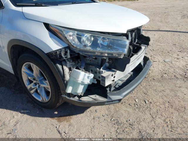 Toyota Highlander Limited Image 2