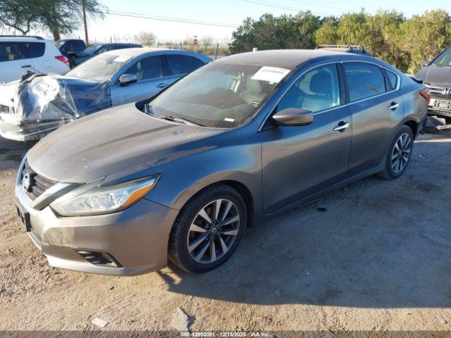 Nissan Altima 2.5 Sv Image 2