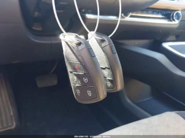 Chevrolet Equinox Fwd Activ Image 11