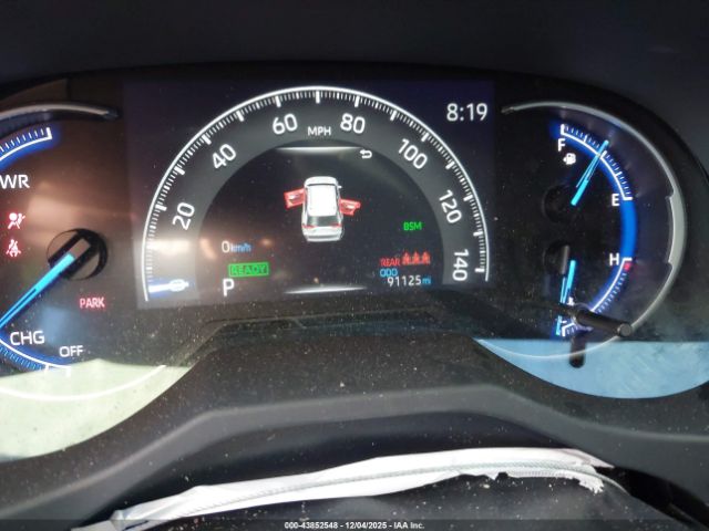 Toyota RAV4 Limited Image 14