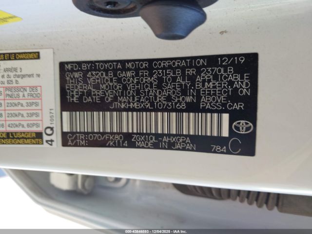 Toyota C-HR Xle Image 6