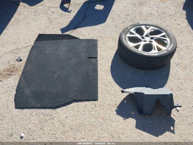 Toyota C-HR Xle Image 10