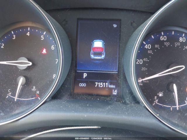 Toyota C-HR Xle Image 17