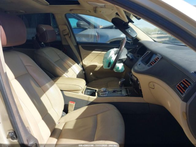 Hyundai Genesis 4.6 Image 11