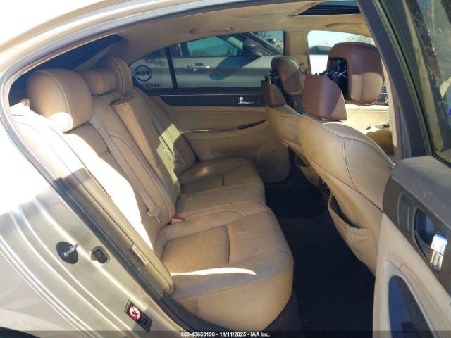 Hyundai Genesis 4.6 Image 12
