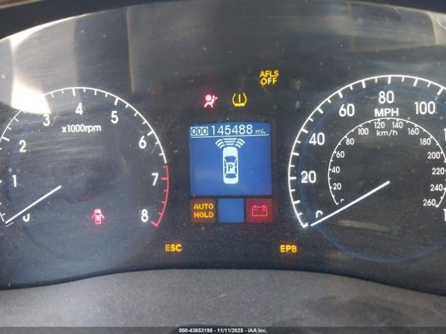 Hyundai Genesis 4.6 Image 2