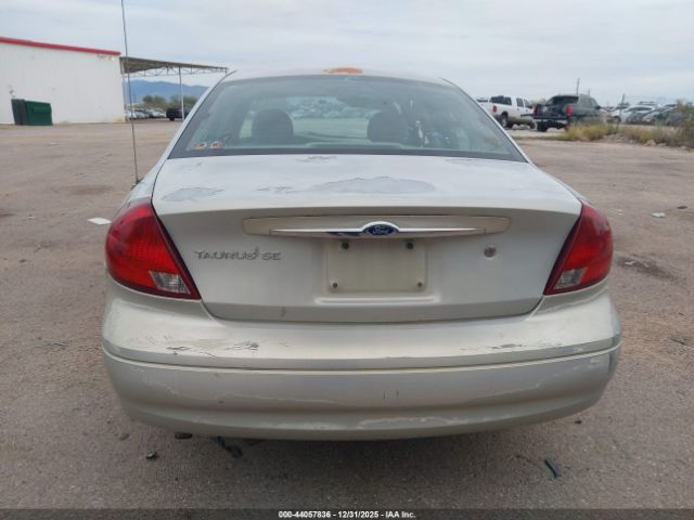 Ford Taurus Se Image 15