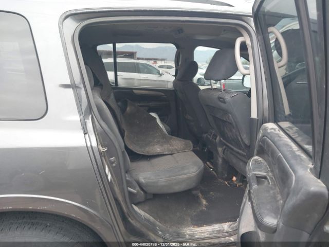 Nissan Armada Sv Image 11