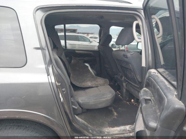 Nissan Armada Sv Image 11