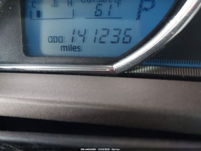 Toyota RAV4 Limited Image 11