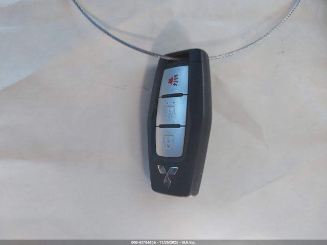 Mitsubishi Outlander Es 2.5 2wd Image 9