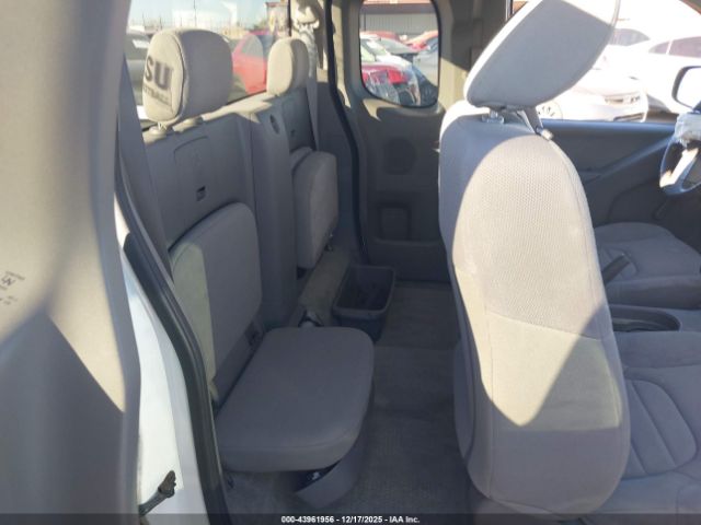 Nissan Frontier S Image 13