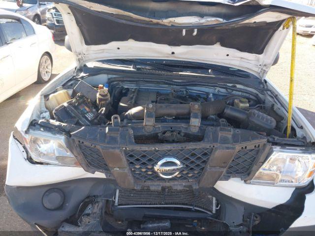 Nissan Frontier S Image 12