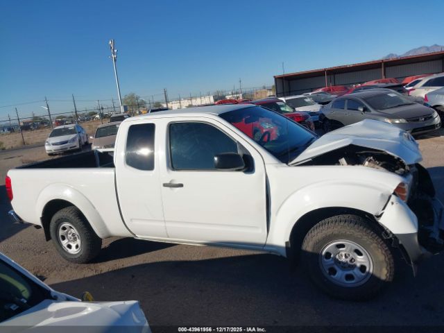 Nissan Frontier S Image 16